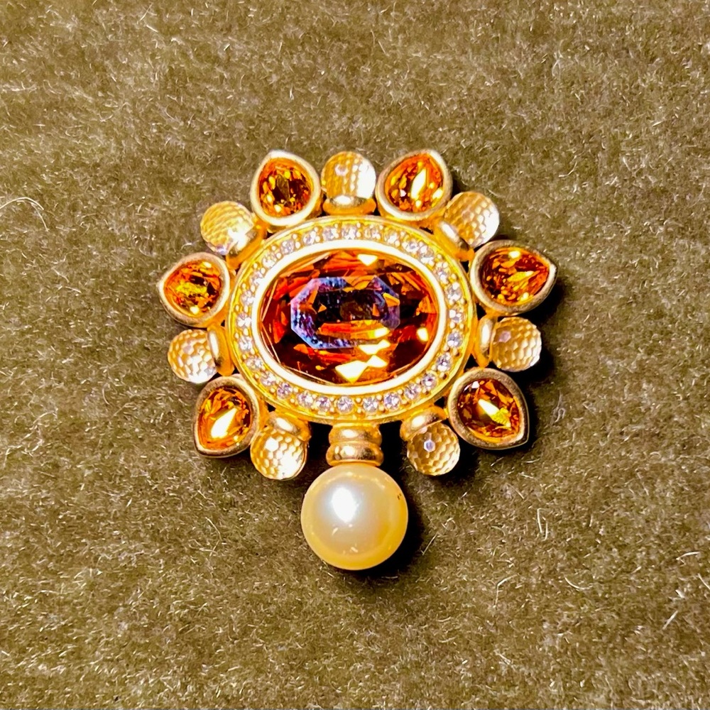 SWAROVSKI SIGNED TOPAZ AND PEARL BROOCH